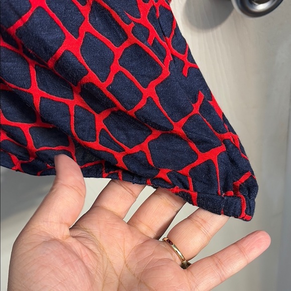 Michael Kors Blue and Red Graphic 3/4 Sleeve Blouse - Picture 5 of 9